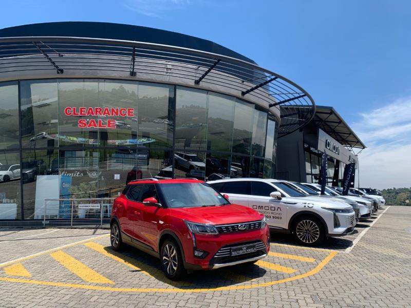 2021 Mahindra XUV300
