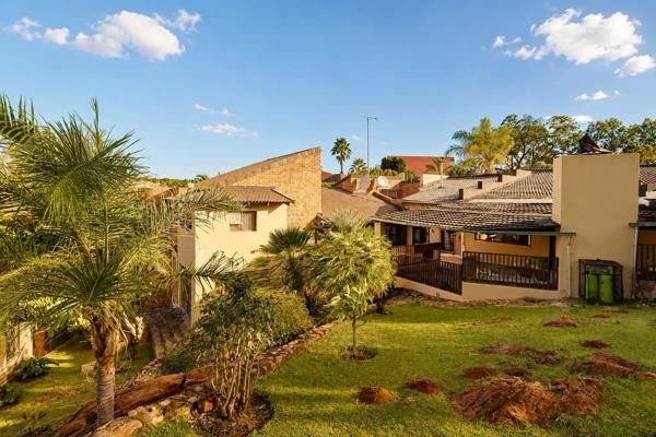 5 Bedroom House for Sale in Oakdene